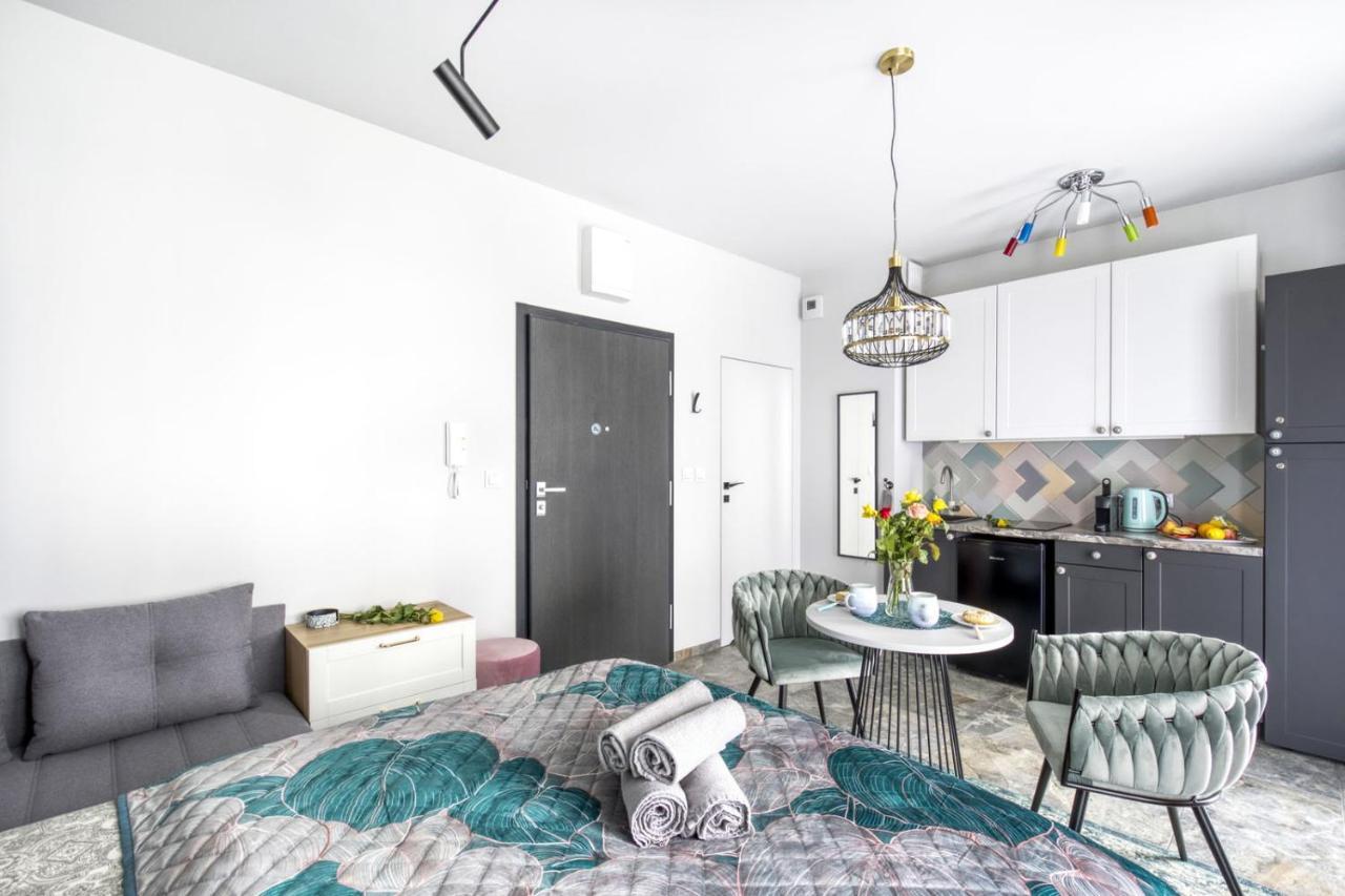 Metropark Krzemieniecka-lux Apartment