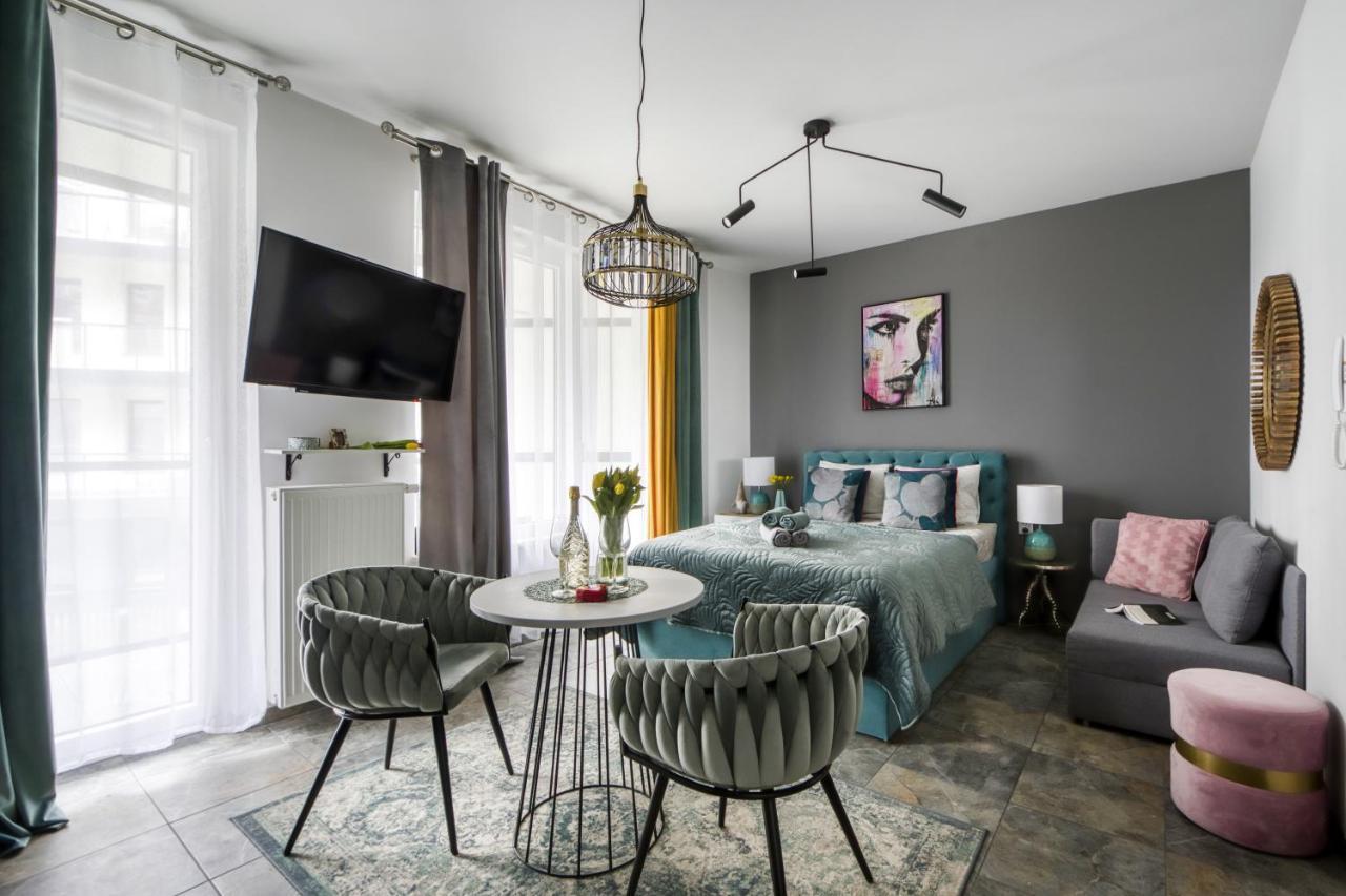 Apartament Mini Deluxe Metro Park Krzemieniecka *