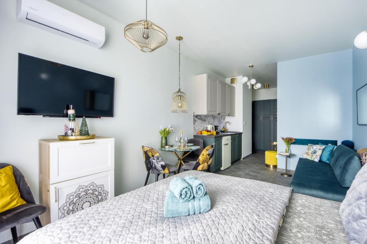 Metropark Krzemieniecka-lux Apartment Warsaw
