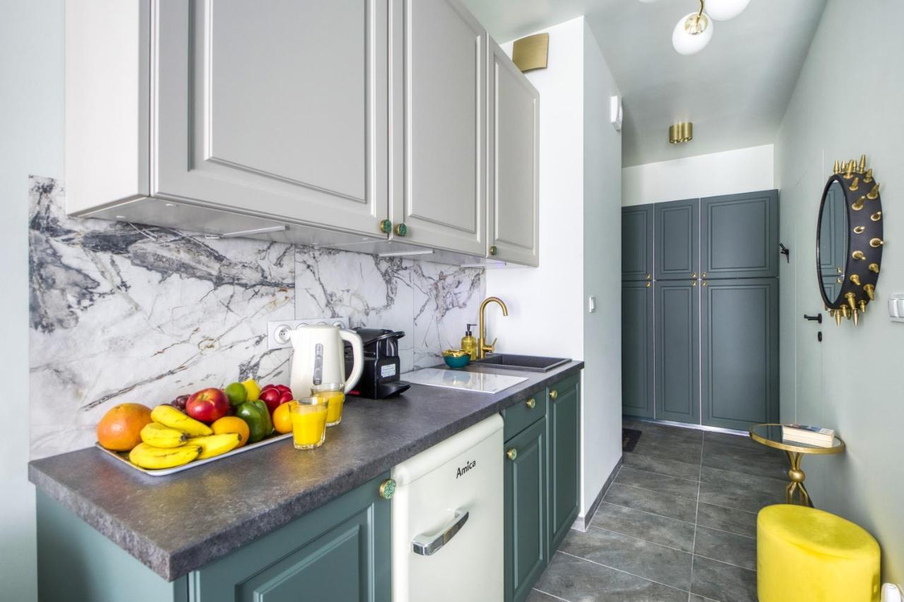 Apartament Mini Deluxe Metro Park Krzemieniecka Warszawa