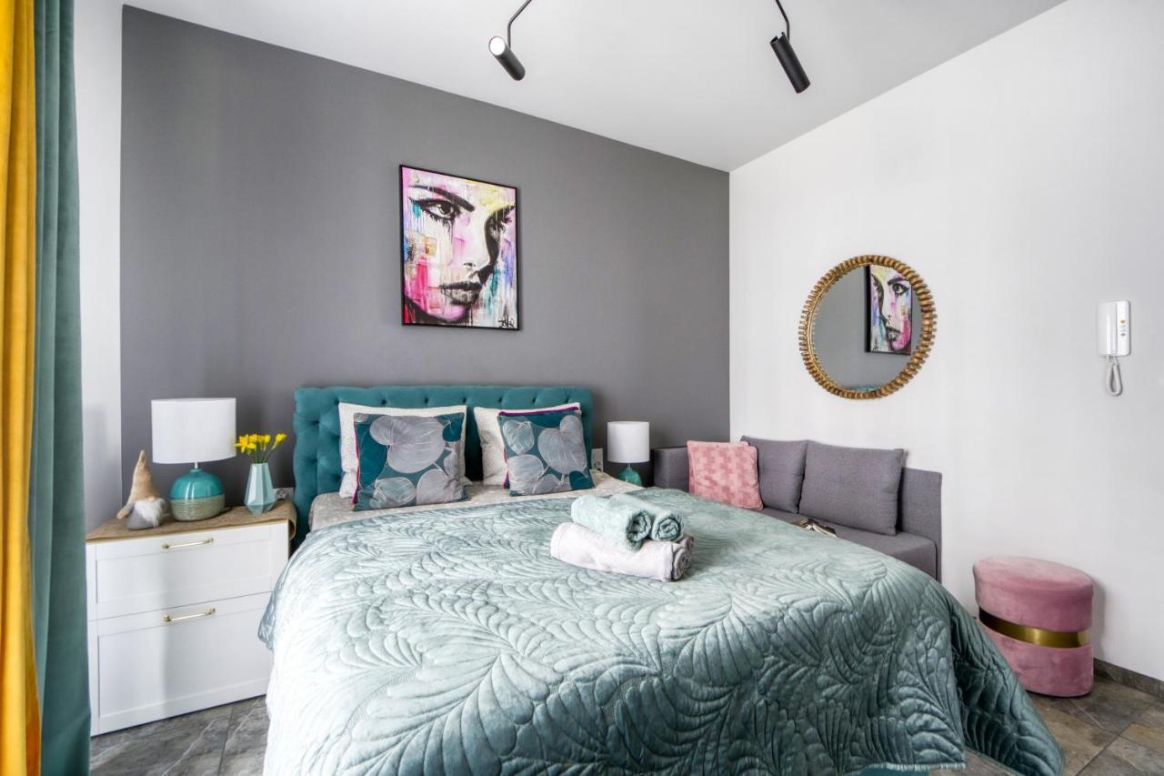 Metropark Krzemieniecka-lux Apartment Warsaw